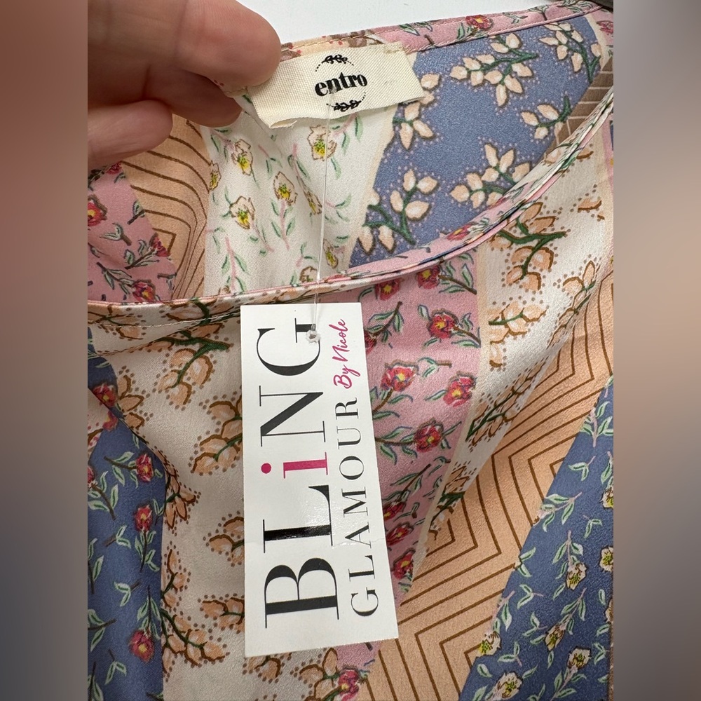entro One-Shoulder Patchwork Floral Dress in Blue, Pink, Cream - Picture 6 of 7
